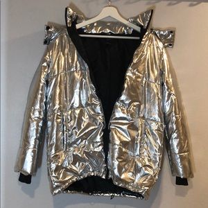Metallic puffer jacket w/ hood